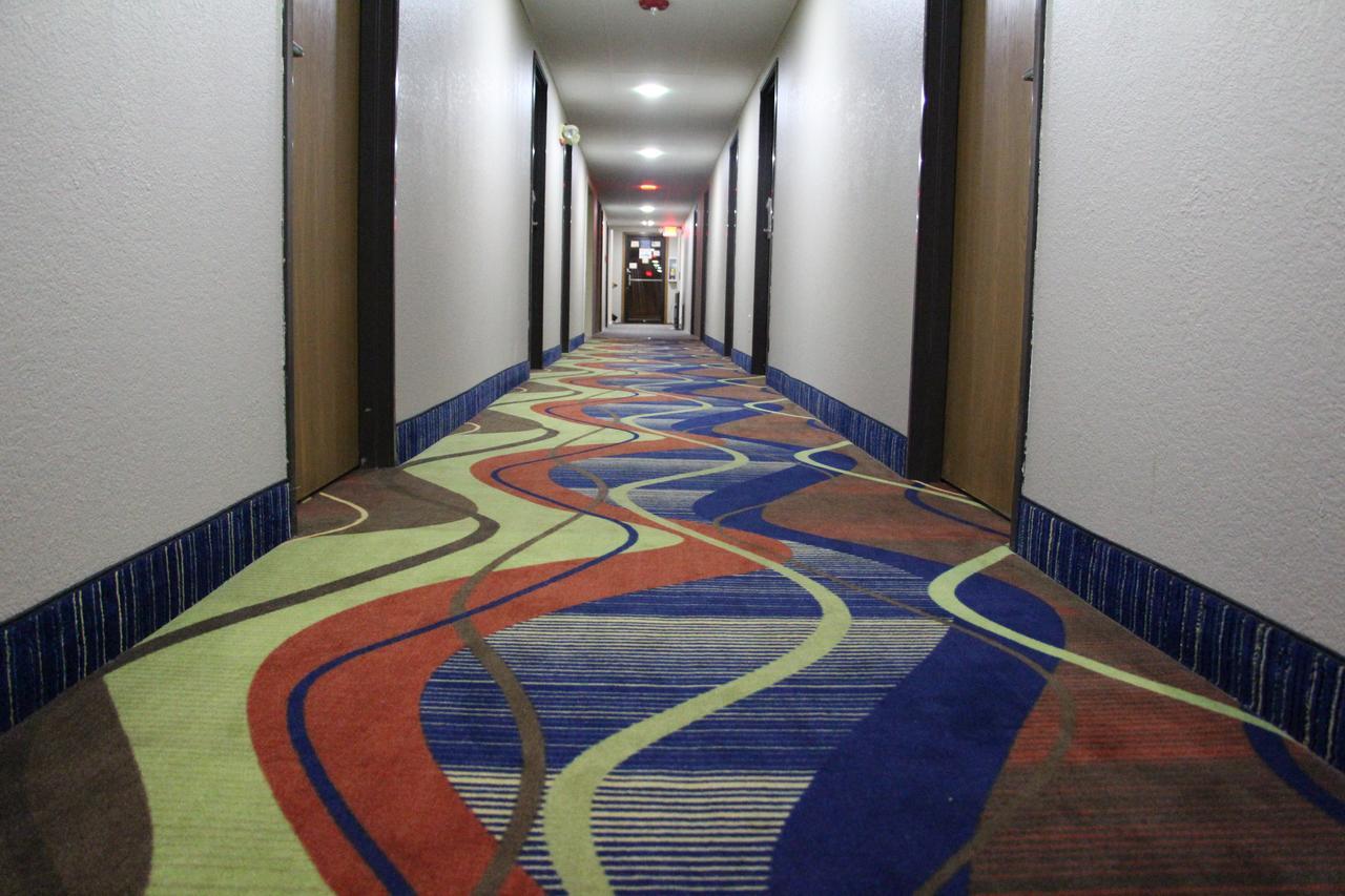 Westbridge Inn And Suites Centerville Dış mekan fotoğraf